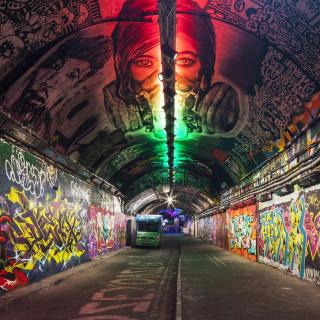 《老钱推荐》138期：恣意生长的城市艺术细胞——涂鸦Graffiti