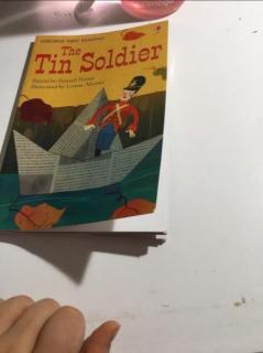 the tin soldier3 daisy22