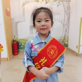 京师长城仁家园小小天气预报员——刘诗语小朋友👧