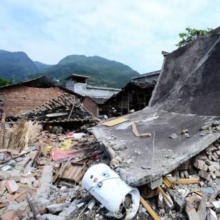 十万个为什么-人体250-地震中遇到特殊危险 怎么办？雪蓉蓉科普知识