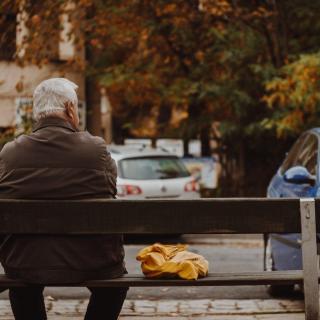 「粤语朗读」每一个看透人生的人都是赢家