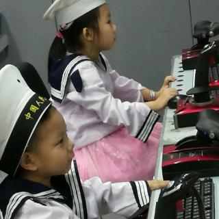 大青树下的小学