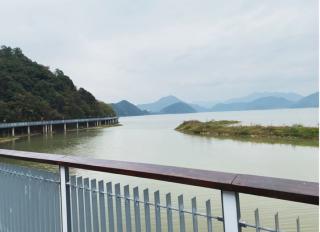 《青山湖之旅》