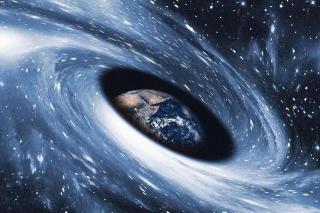 乘坐宇宙飞船进入黑洞，一路上会看到些什么？