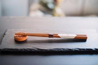 日本筷子的头为啥是尖的？