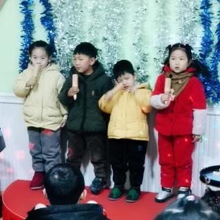 小天鹅幼儿园晚安故事《恐龙的蛋》