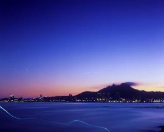 海滨仲夏夜