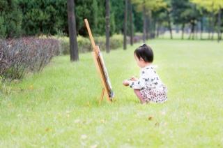 《自题一绝》清：曹雪芹