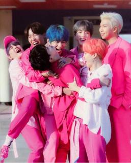 Boy With Luv BTS 日语