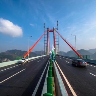 《今日聚焦》：中国高速公路总里程16万公里 居世界第一