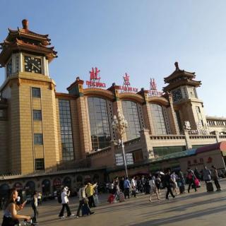 《北京西站，南阳素素》