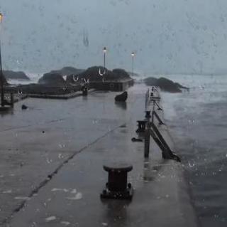 巷口雨声，体验真实下雨场景，帮助睡眠，提高睡眠质量！