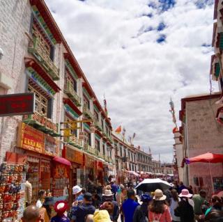 这里是西藏｜逛八廓街享受购物砍价的快乐