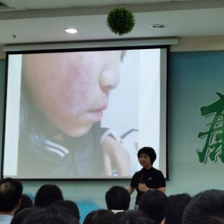 医务人员吴霞胆汁反流性胃炎，婆婆粉碎性骨折