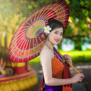 女傣龙-ၵိုင်ႉၵၢင်ႉႁၵ်ႉဢမ်ႇလႆႈ