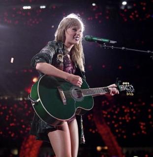 This Love(live at reputation stadium tour)-Taylor Swift