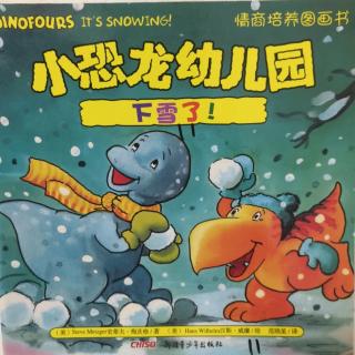 妈妈给朵儿读绘本《下雪了》