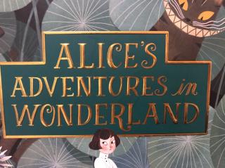ALICE'S ADVENTURES im WONDERLAND