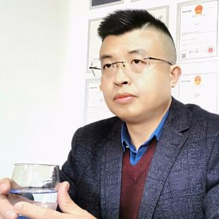 圈子里没有自己人，他们都为名利而来