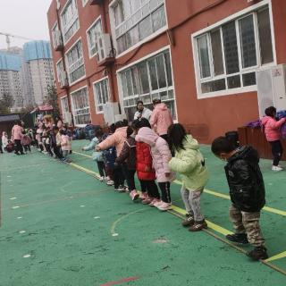 智爱幼儿园李金锦5队12月9日晨读文