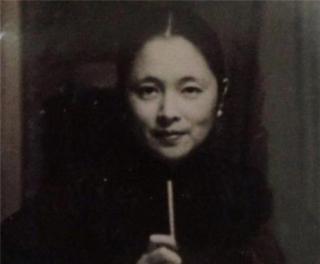 最美的上海市长夫人——黄卓群