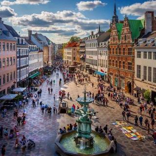 哥本哈根⑧市政厅和800岁的商业街