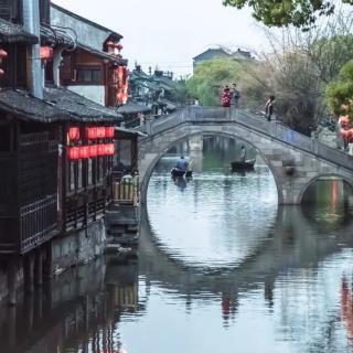 浪淘沙灯火雨中船