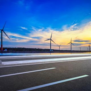 Vol 48 . 美国电力市场展望：可再生能源和储能发展推动能源转型