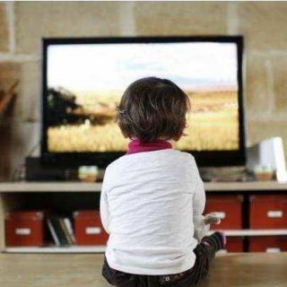 假期孩子迷恋电视，家长要装监控吗？