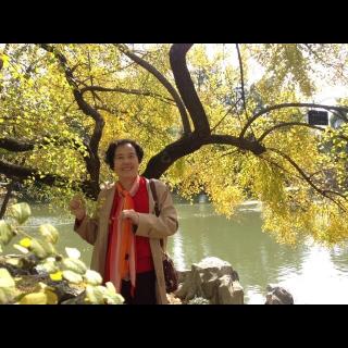《给你唱一首秋天的歌》作者润宇朗诵李亚辉