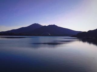 《与谢中书书》·陶弘景（南北朝）