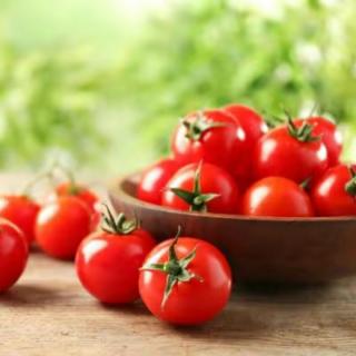 新研究：每周3个西红柿能防高血压！营养专家解锁科学吃法