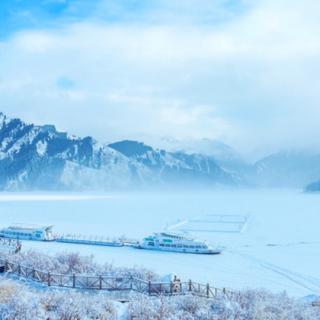 《颜家河踏雪》作者：黄艳玲