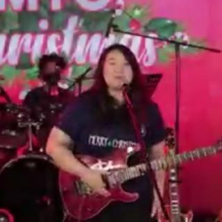 Rockin Around The Christmas. Vocalist-ငဲငယ်