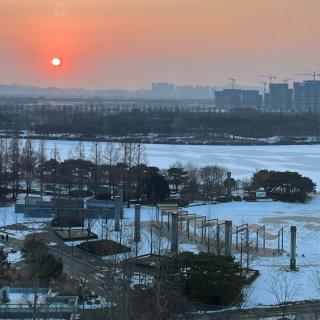 吕沐歌五年级第42天朗读《雪地给我拍照啦》