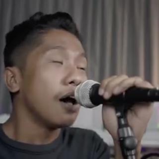 နာကျည်ခဲ့ပါသည်😔Vocalist-Joe Lay