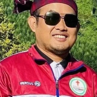 Kaja ai Gasat gala.  Rev Dr Myu Lat