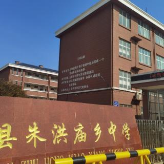 一个学年，解决一个主题问