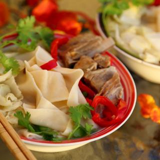 【此食此客】陕西美食———幸福值爆表的碳水王国