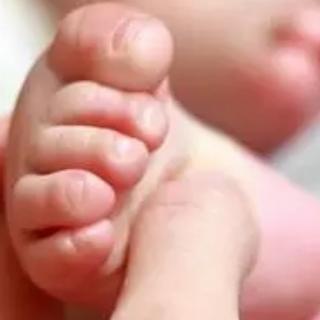 新生儿第一个月的护理重点