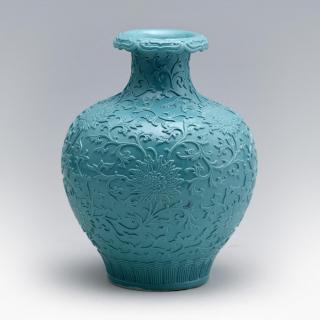 清乾隆松石绿釉剔刻缠枝番莲纹 · 上海博物馆