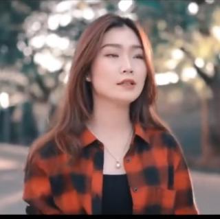 အချစ်လို့ခေါ်သလား Cover By~Lu Hpring