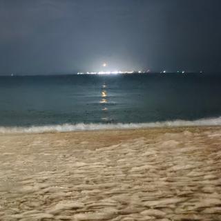 日常 三亚湾夜里的海浪声11.19