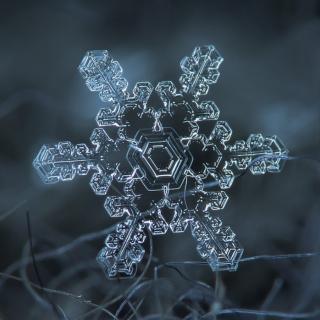 雪花成因的遐想