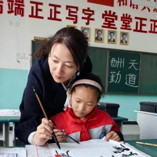 想你，在江南的雨里

                    文/黄国民