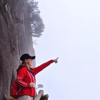 《捕风捉影》徐章富诗韵桃源