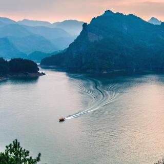 《越南芽庄旅游》黄永雄