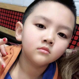 李春燕英语百日诵读董博儒第11天我坚持我受